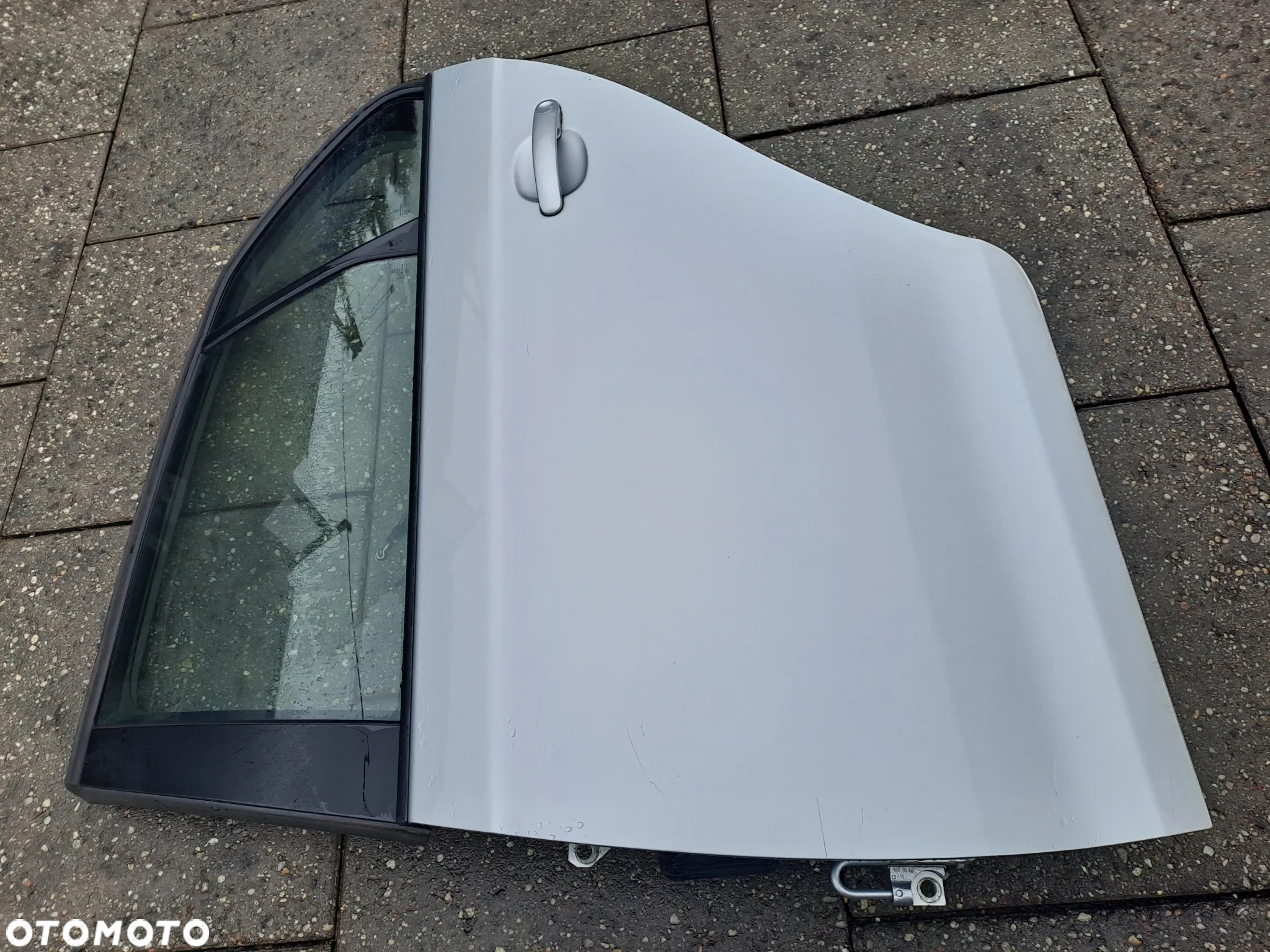 Volkswagen Jetta III 1K2 A5 sedan zderzak tylny z PDC kod lakieru LA7W - 18