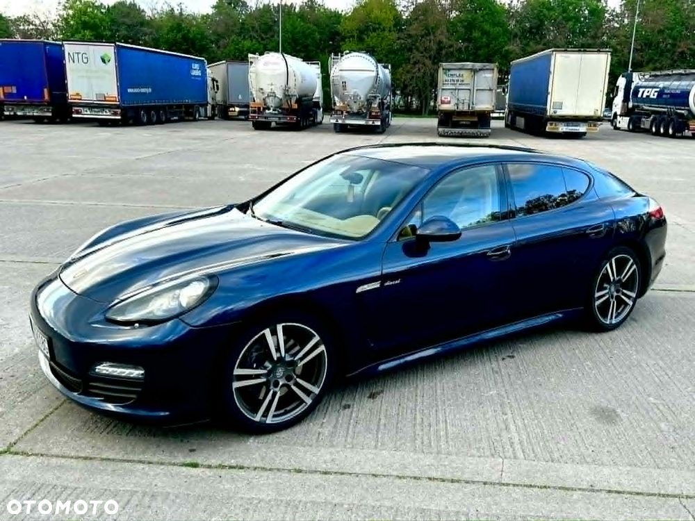 Porsche Panamera Diesel - 1