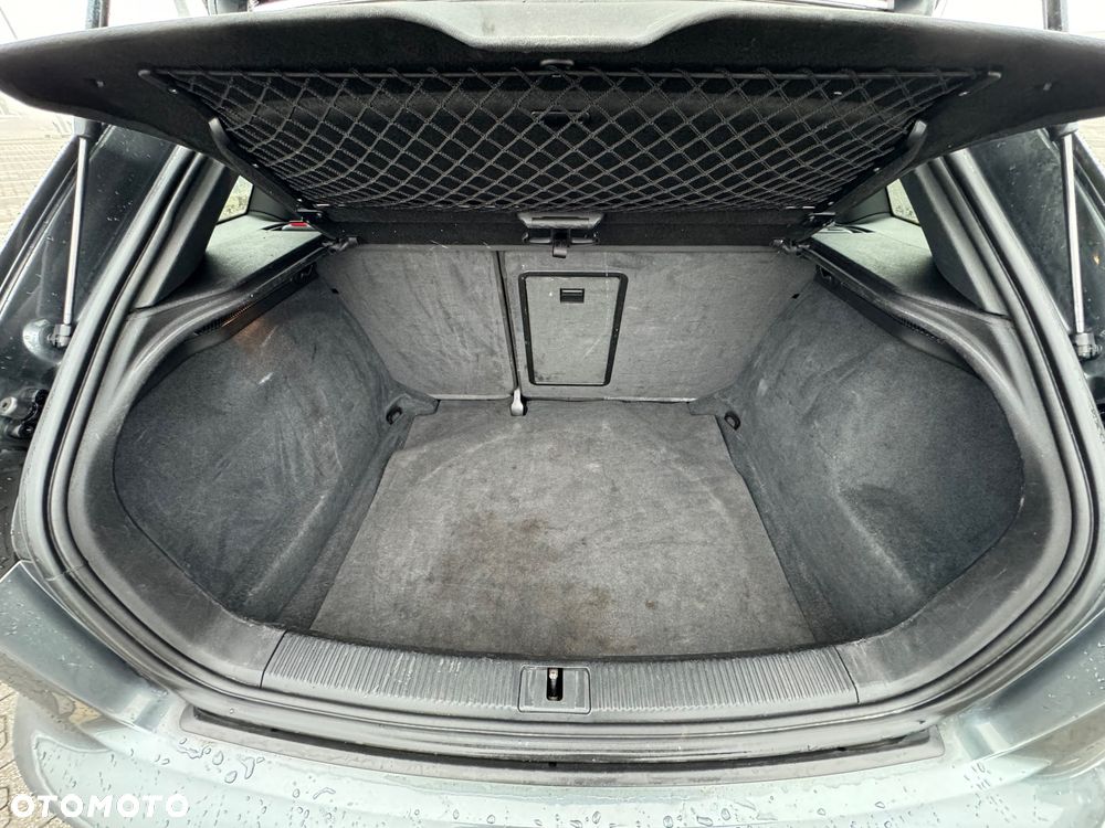 Audi A3 Sportback 2.0 TDI DPF Ambition - 14