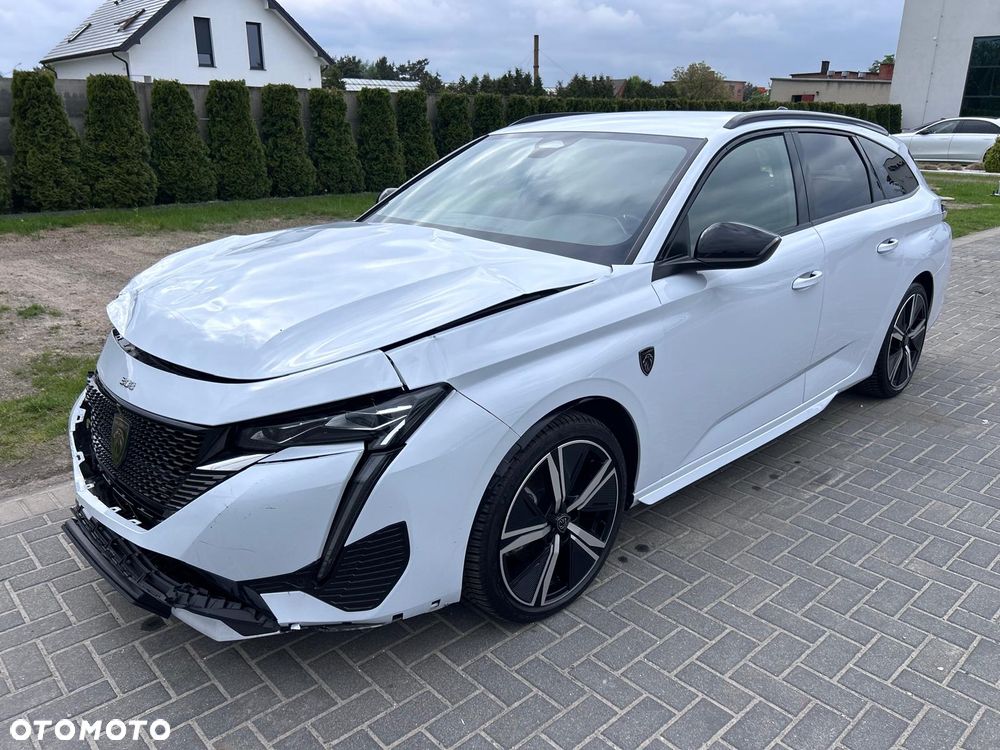 Peugeot 308 - 1