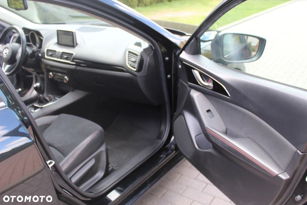 Mazda 3 SKYACTIV-D 105 NAKAMA - 20