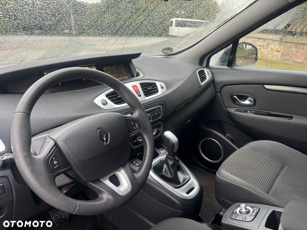 Renault Scenic dCi 150 FAP Dynamique - 14