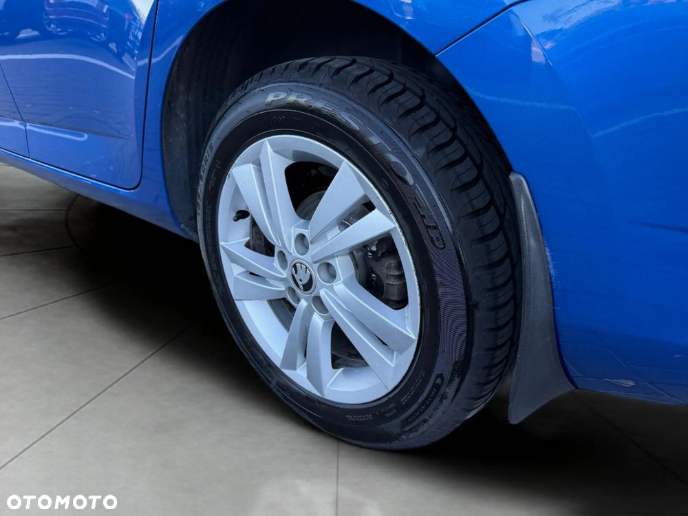 Skoda Fabia 1.0 TSI Ambition DSG - 10