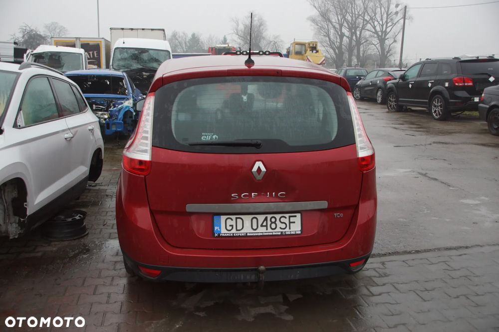 Auto na części - Renault Megane Scenic III 1.4 TCE 130 KM H4JA700 TENNJ 2011R Silnik Skrzynia Drzwi Klapa Zderzak Lampa Szyba Lusterko Klamka Deska Kokpit Sterownik Moduł Czujnik Licznik Wyświetlacz Kierownica Panel - 5