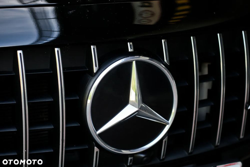 Mercedes-Benz GLB AMG 35 4Matic AMG Speedshift DCT 8G - 29