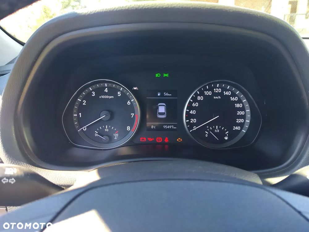 Hyundai i30 1.5 DPI Classic + - 6