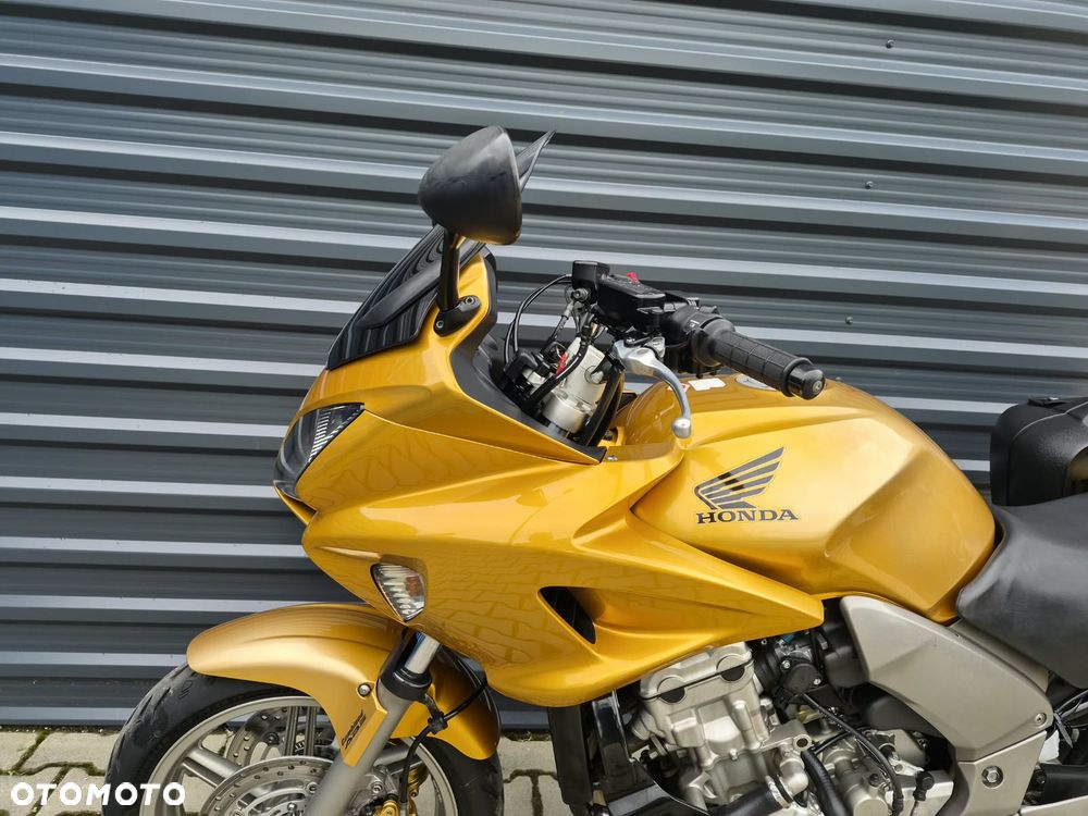 Honda CBF - 10