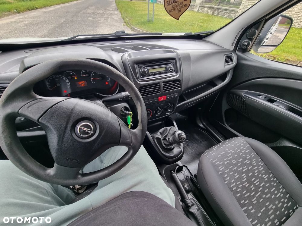 Opel Combo - 17
