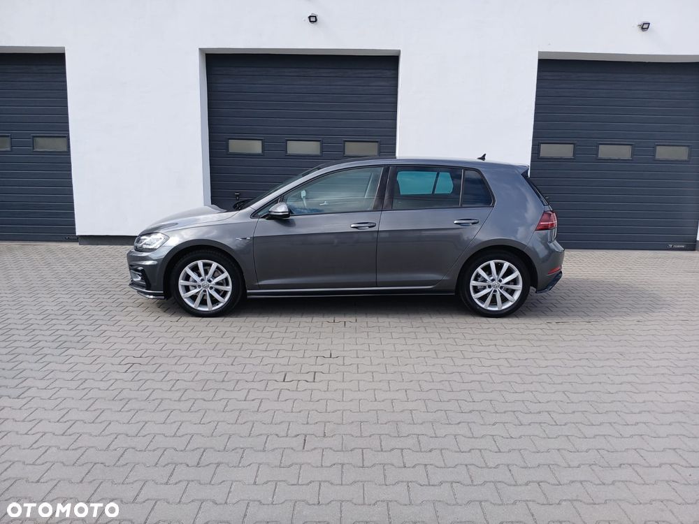 Volkswagen Golf 2.0 BlueTDI Highline - 23