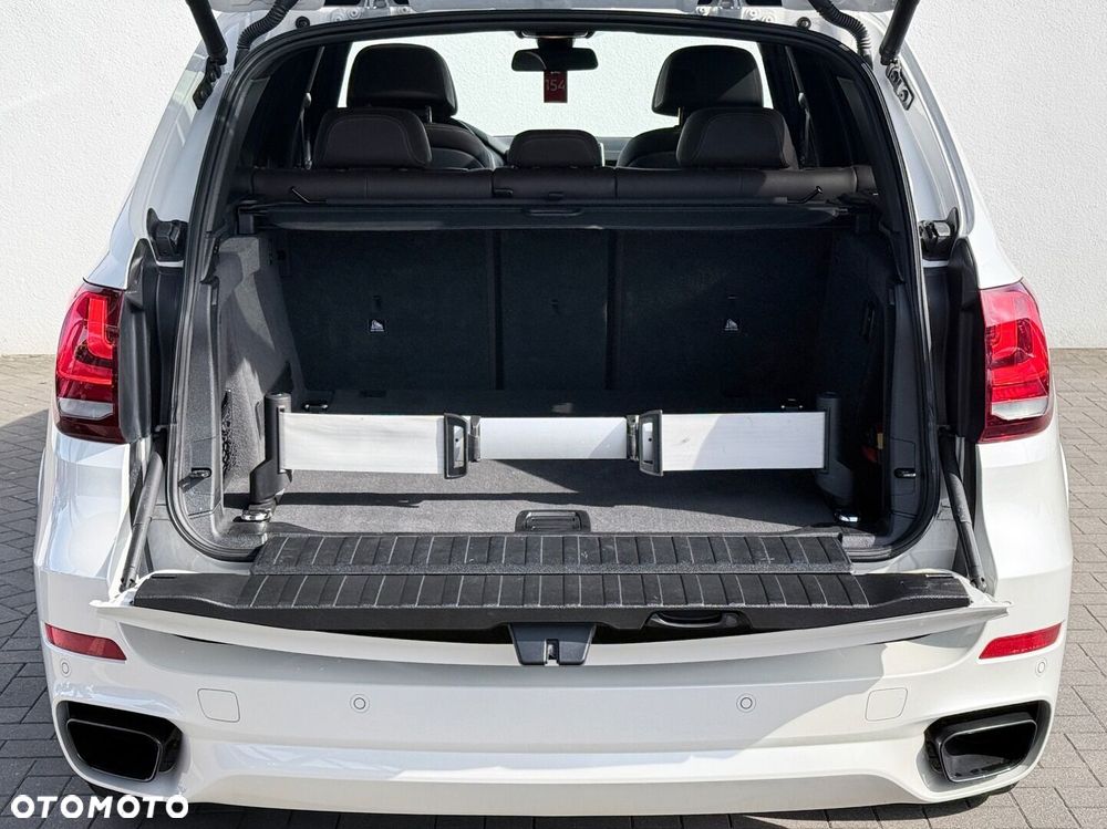 BMW X5 M M50d - 15