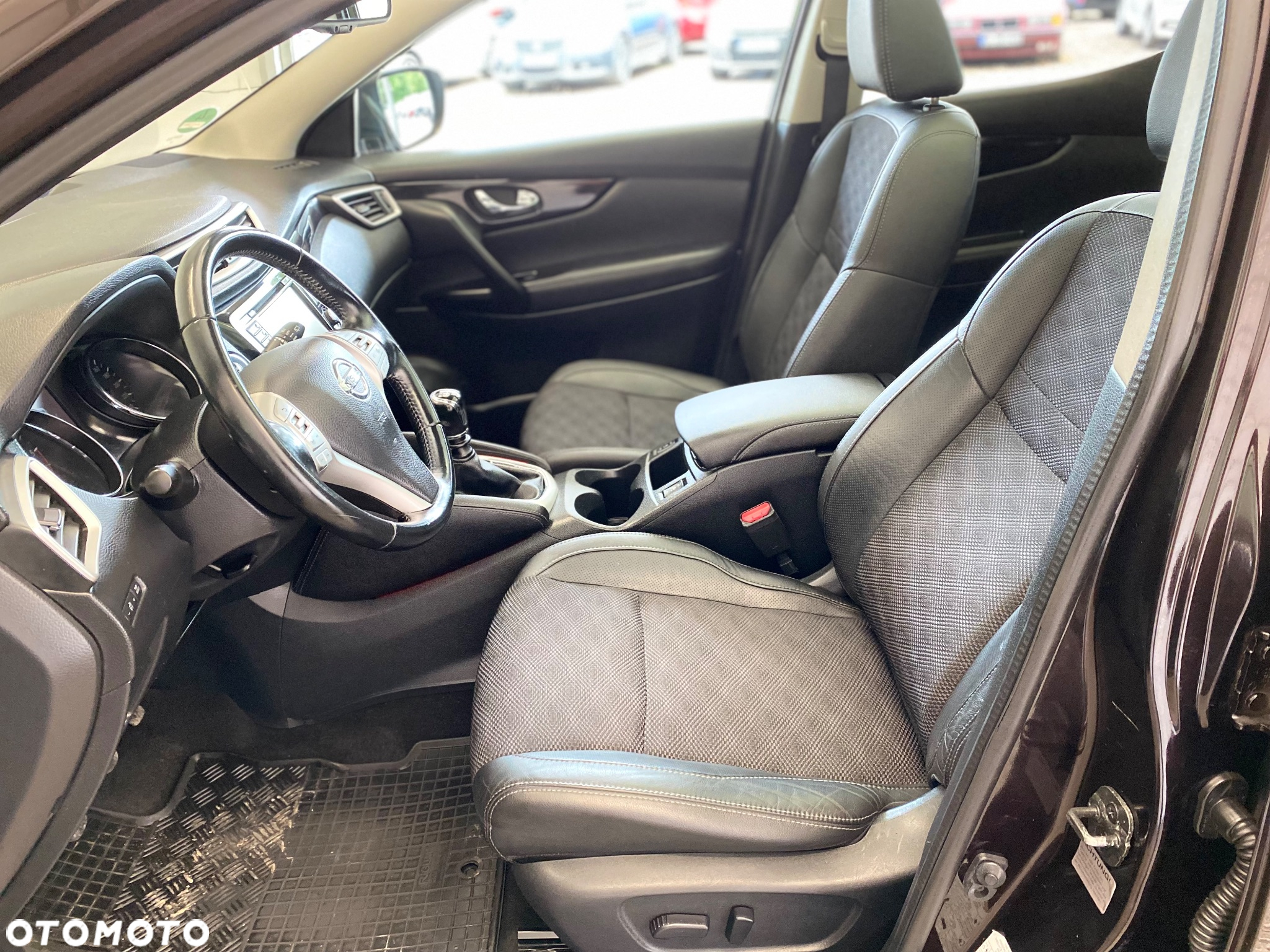 Nissan Qashqai 1.6 DCi Tekna - 9