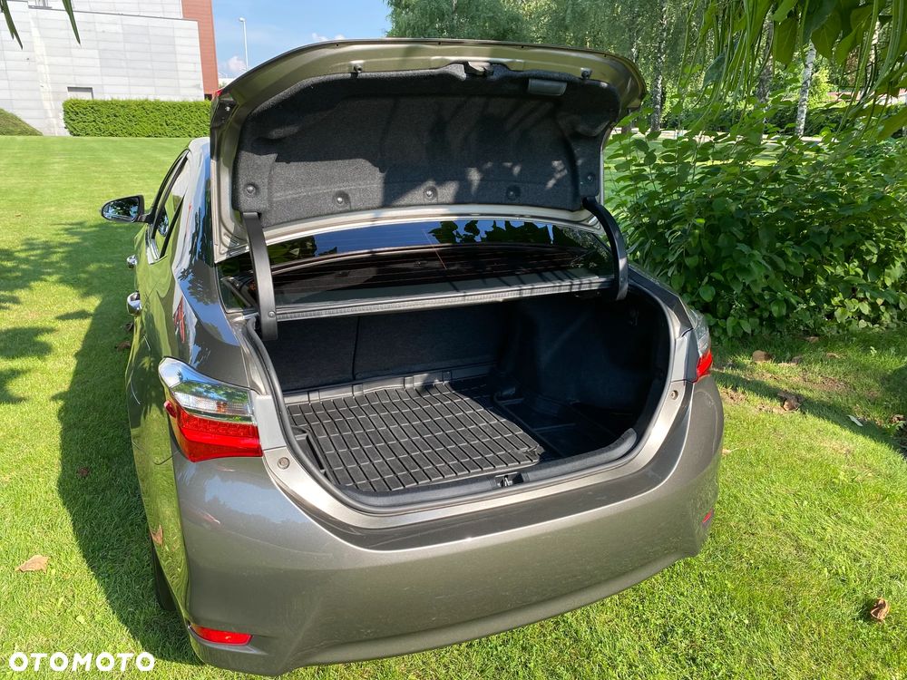 Toyota Corolla 1.6 Comfort - 15
