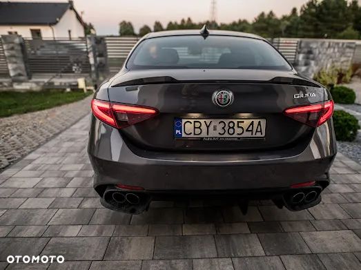 Alfa Romeo Giulia 2.9 Bi Turbo V6 Quadrifoglio - 15