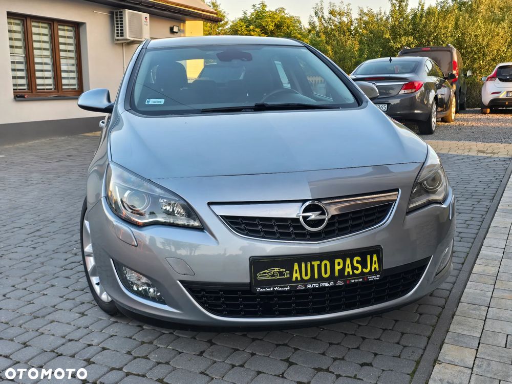 Opel Astra 2.0 CDTI Cosmo - 7
