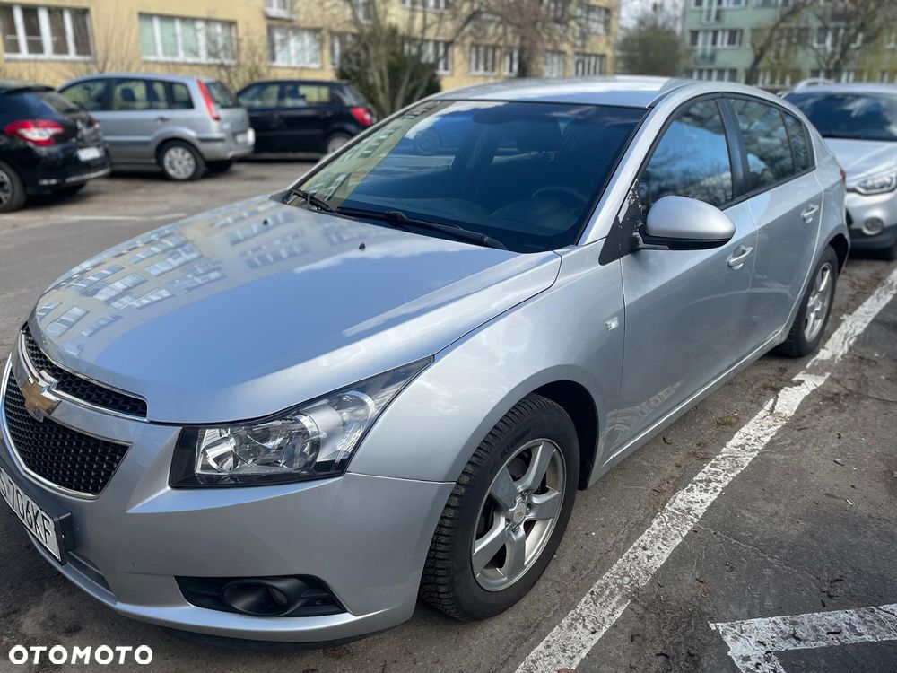 Chevrolet Cruze 1.8 LT - 10