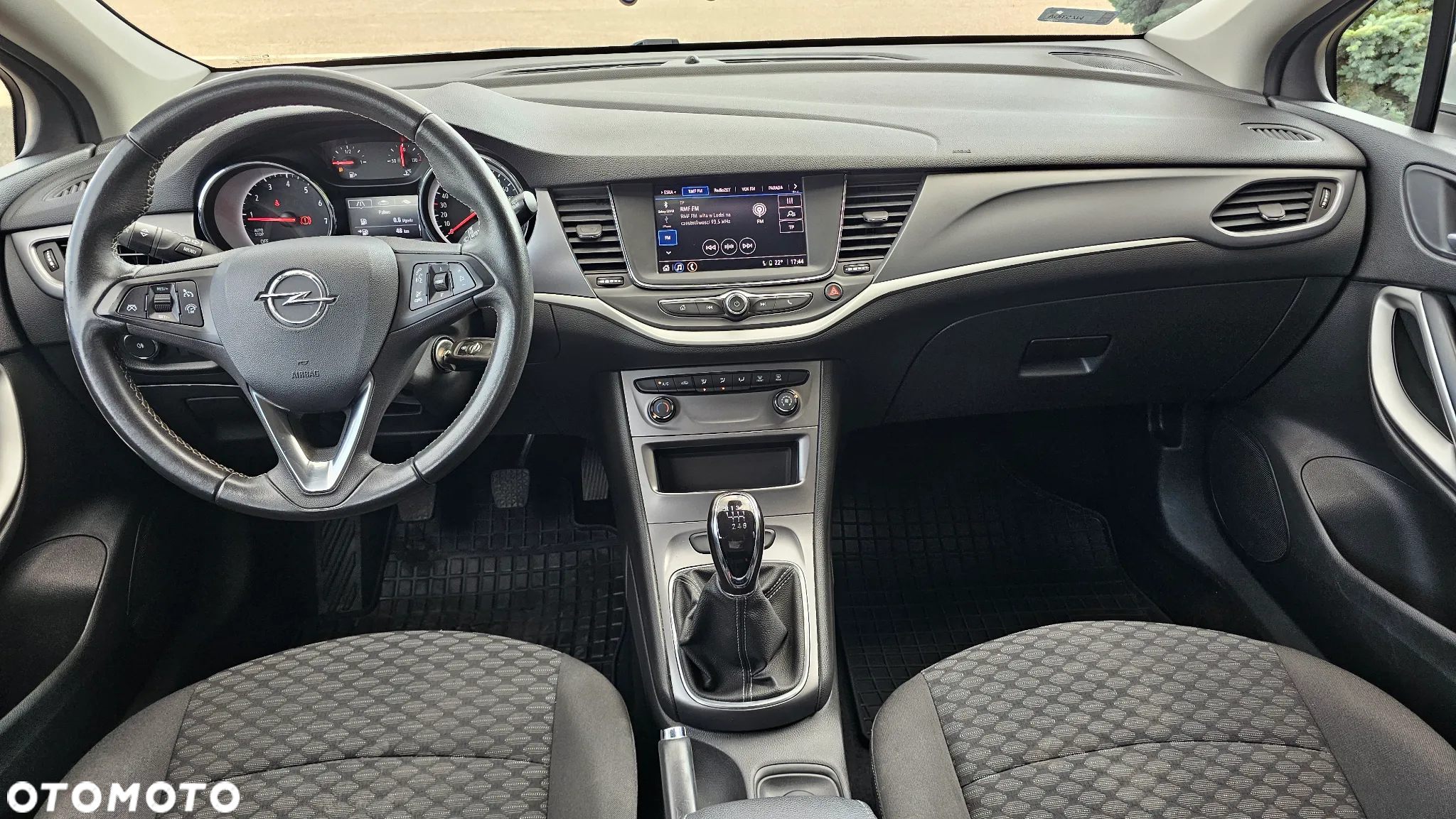 Opel Astra V 1.2 T Edition S&S - 5