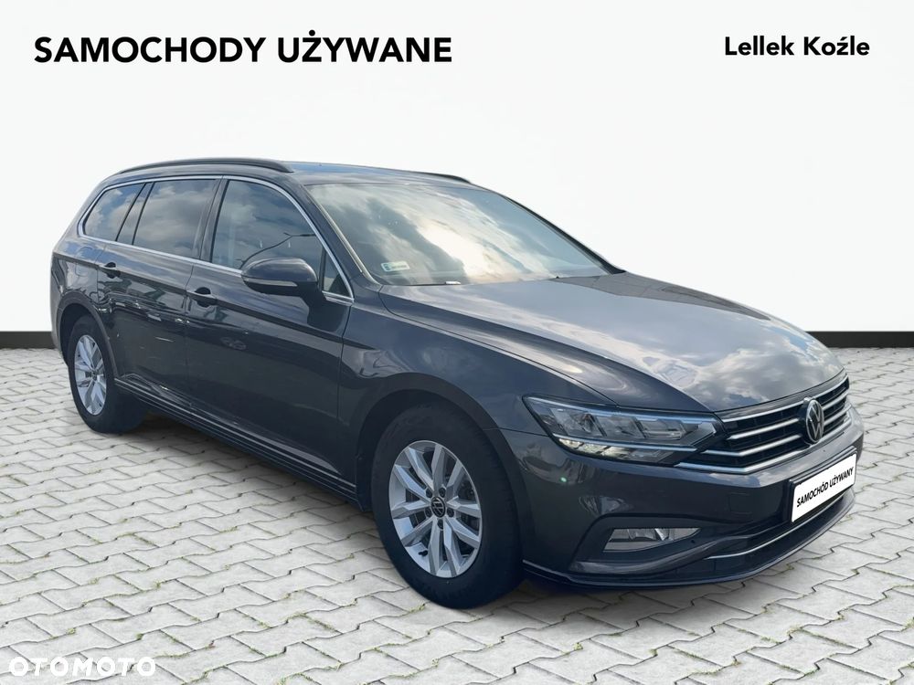 Volkswagen Passat - 3
