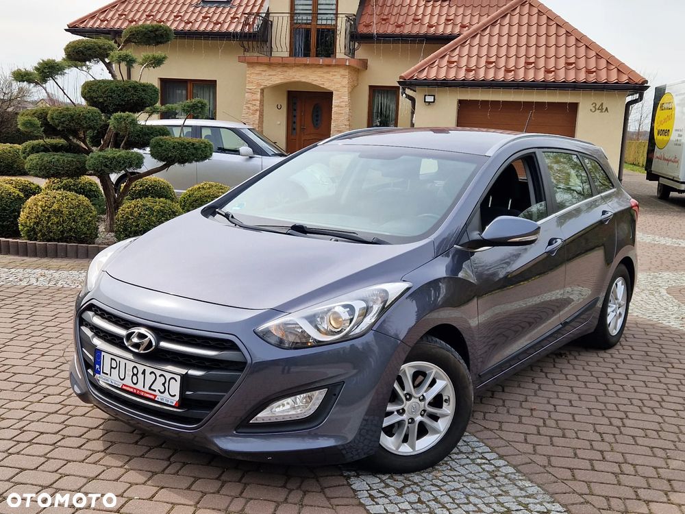 Hyundai i30 blue Kombi 1.6 GDi Trend - 1