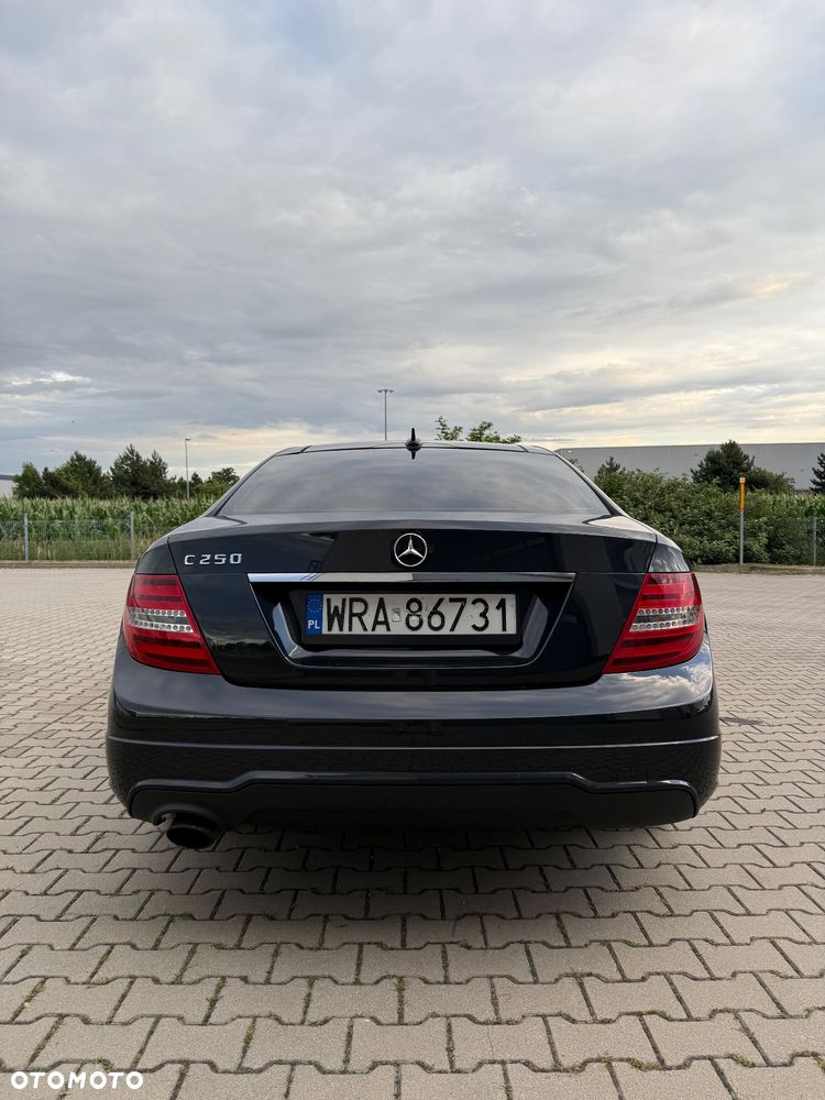 Mercedes-Benz Klasa C 250 (BlueEFFICIENCY) 7G-TRONIC - 8