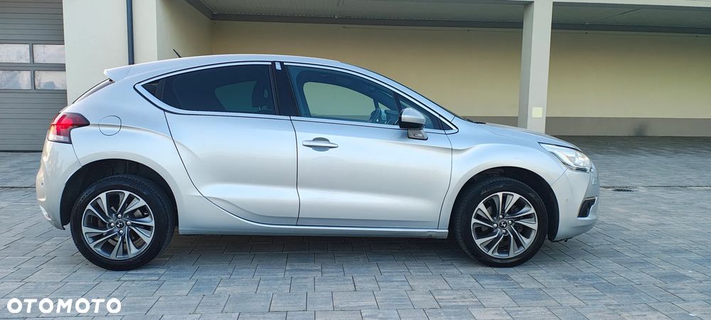 Citroën DS4 1.6 e-HDi SoChic MCP - 8