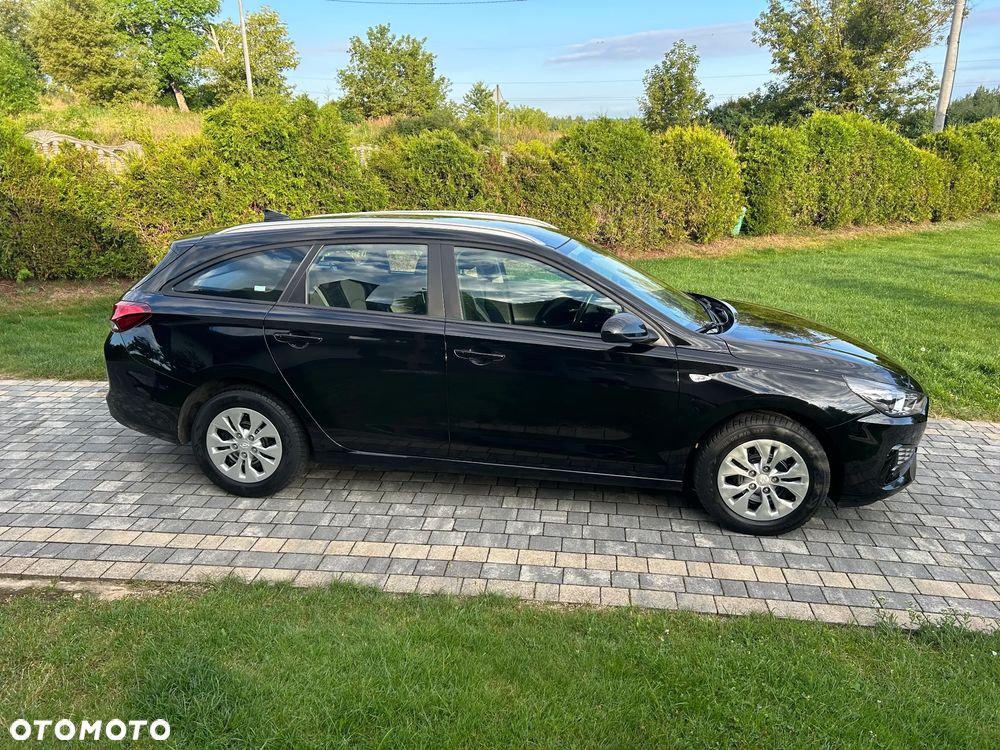 Hyundai i30 1.5 DPI Modern - 19