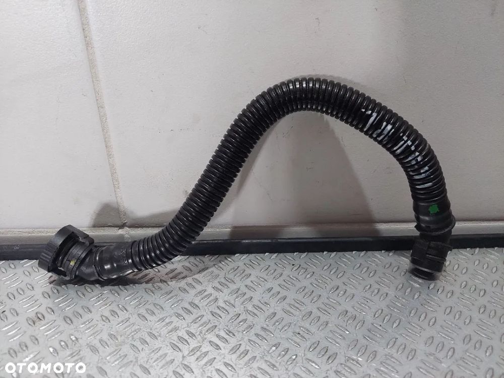PRZEWÓD RURA ODMY VW 1,8TFSI 2,0TFSI NR 06H103221J - 1
