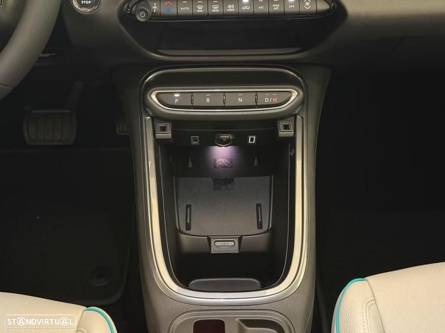 Fiat 600 1.2 Hybrid La Prima — fotografia 12