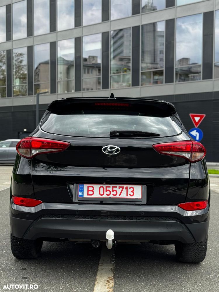 Hyundai Tucson blue 1.7 CRDi 2WD DCT Premium - 32