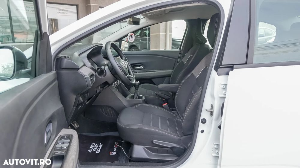 Dacia Logan TCe 90 Essential - 19