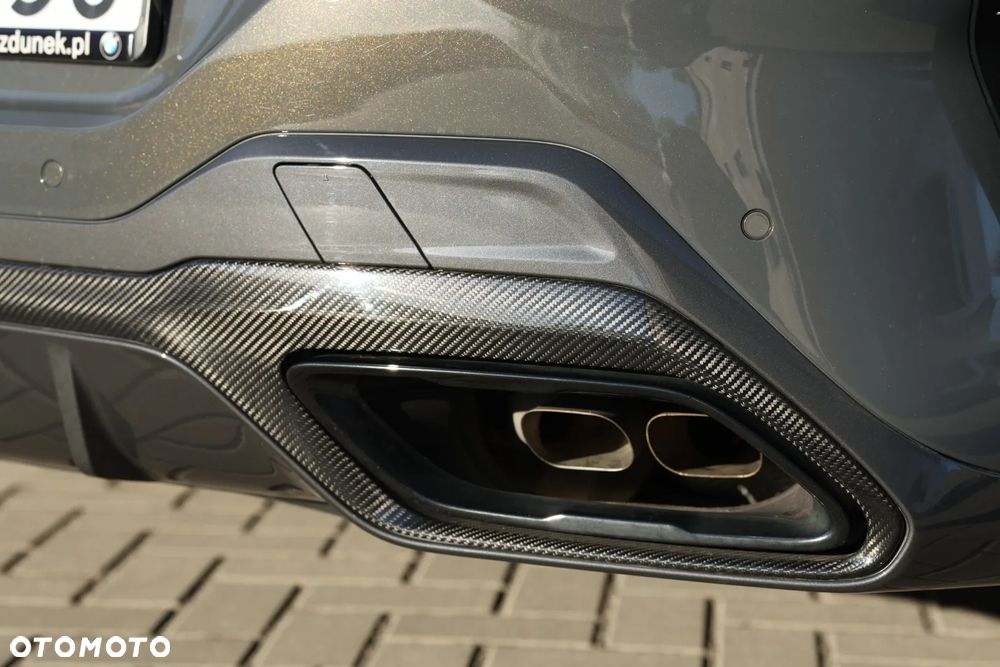 BMW Seria 8 - 15