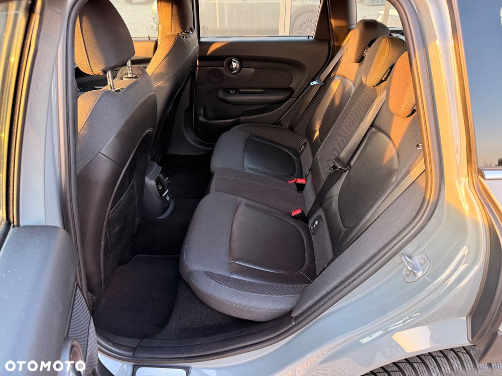 MINI Clubman One D Essential Trim - 21