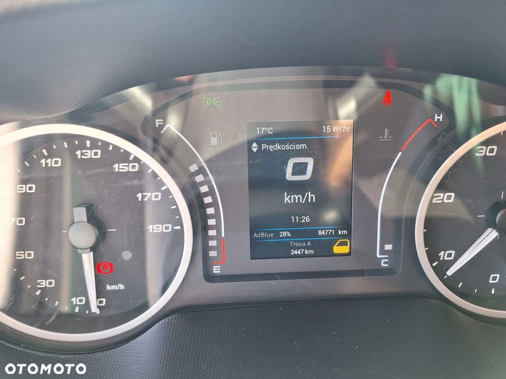 Iveco Daily 35S18 kontener 8EP / winda 750kg / krajowy / 3.0 180KM / LED - 13