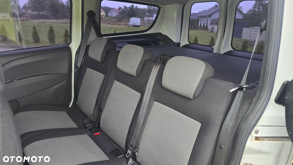 Fiat Doblo - 8