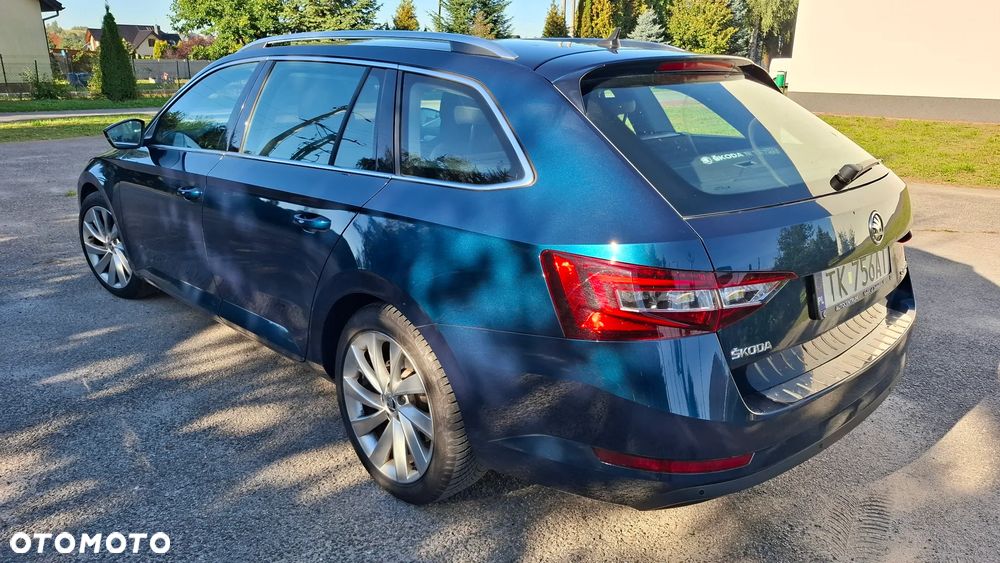 Skoda Superb 2.0 TDI Style DSG - 5