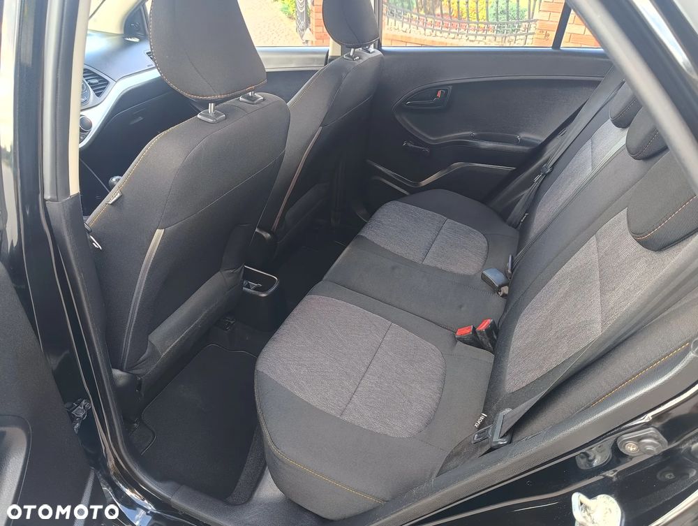 Kia Picanto 1.0 M - 12