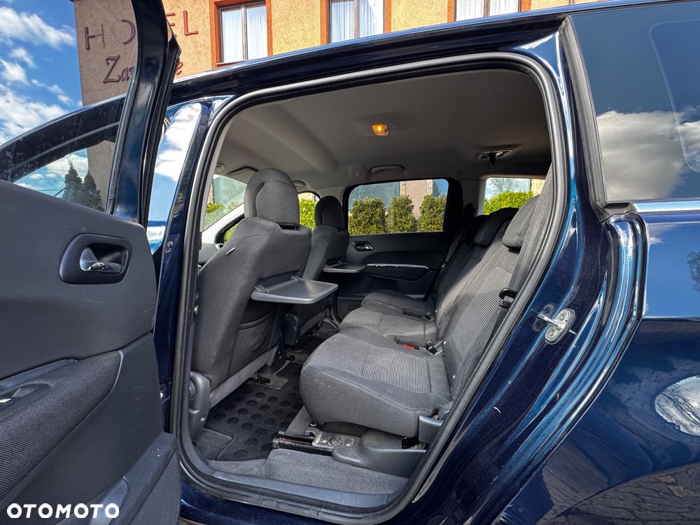 Peugeot 5008 1.6 HDi Premium - 21