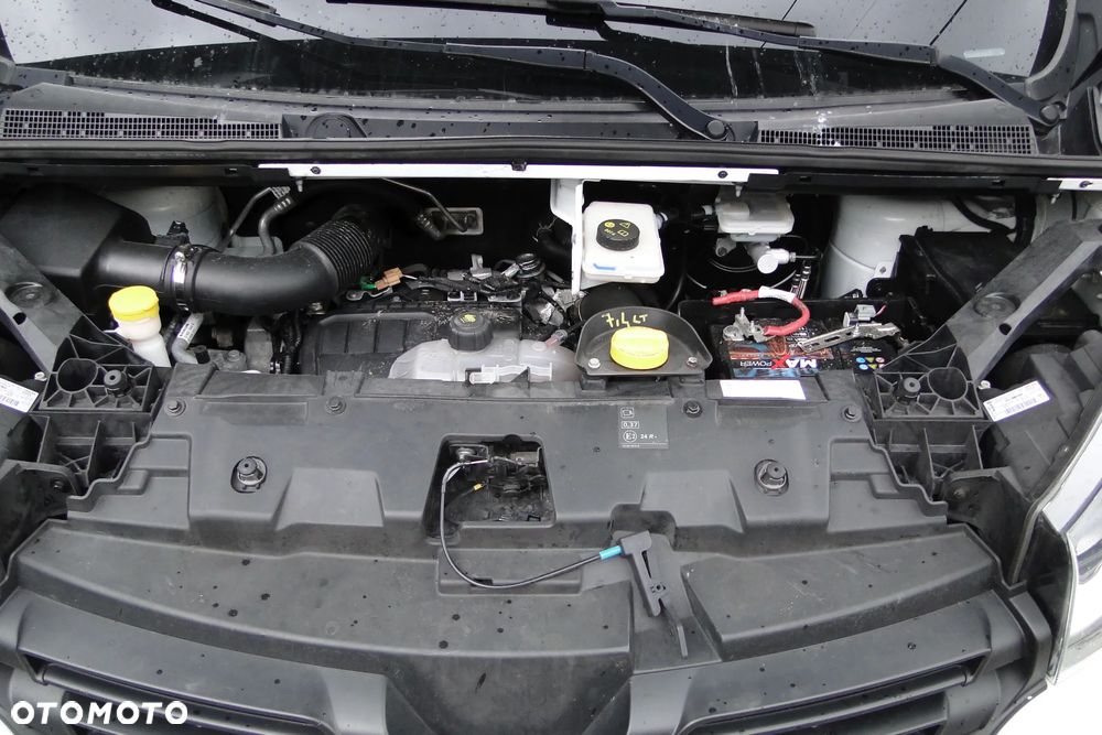 Renault Trafic - 23