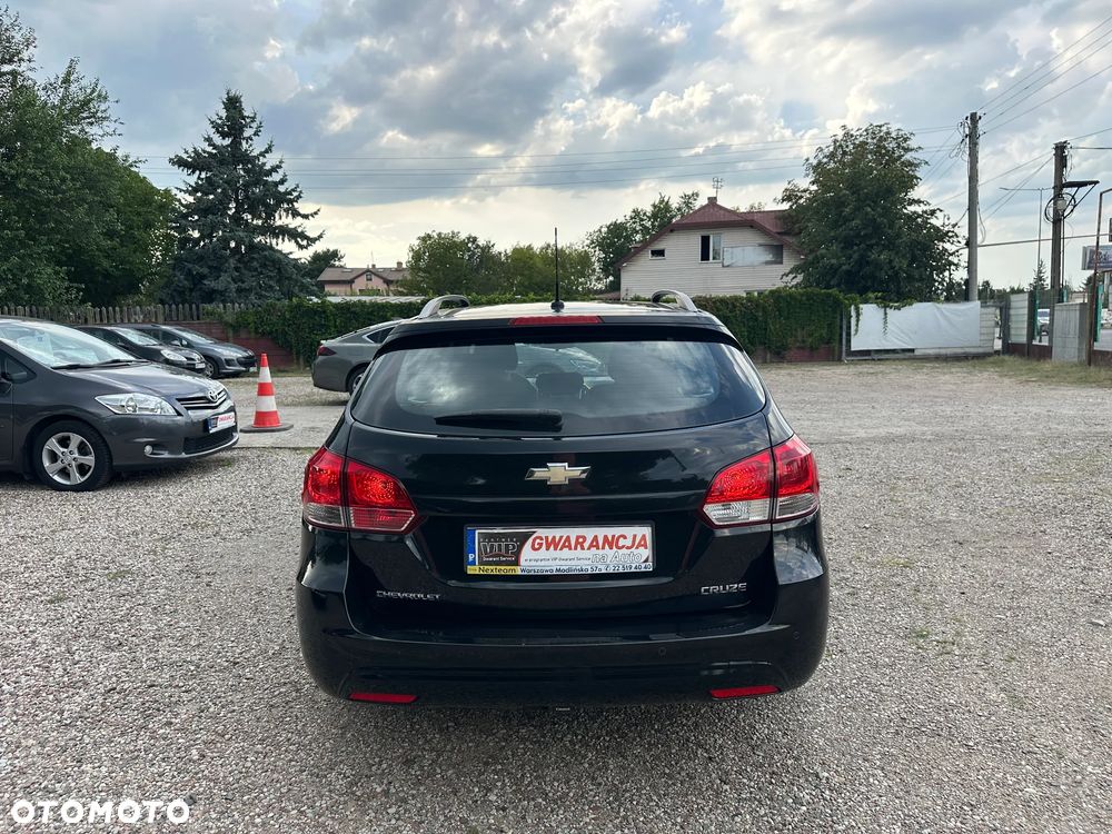 Chevrolet Cruze 1.6 LT+ - 9