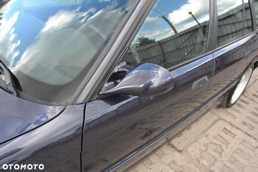 BMW Seria 5 540i - 2