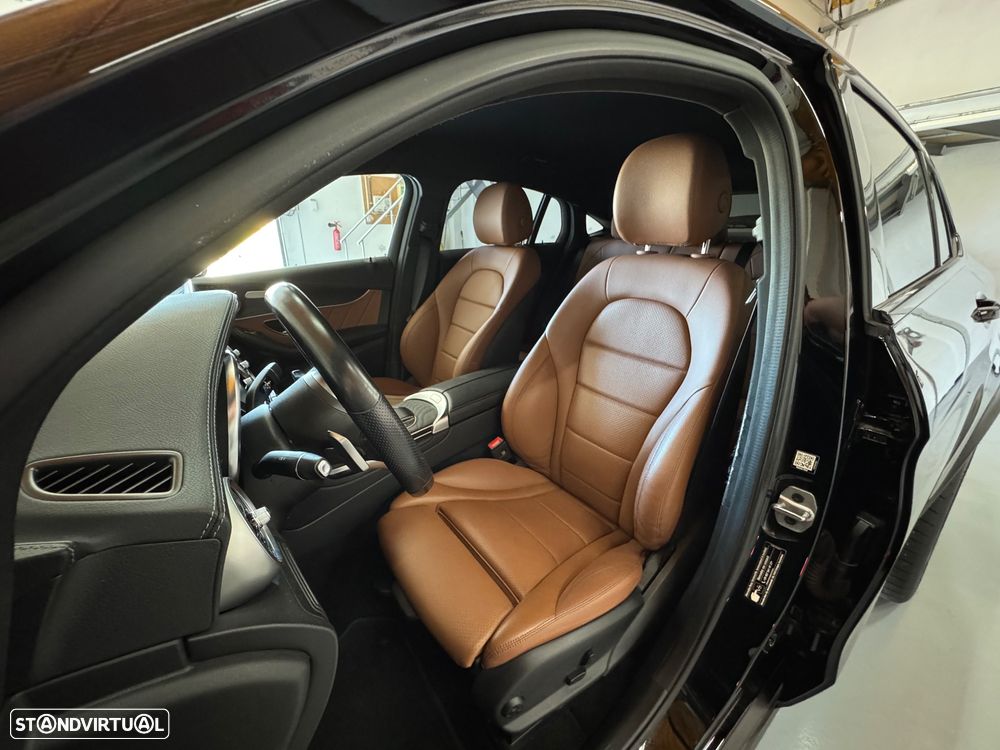 Mercedes-Benz GLC 300 de Coupe 4Matic 9G-TRONIC AMG Line - 23