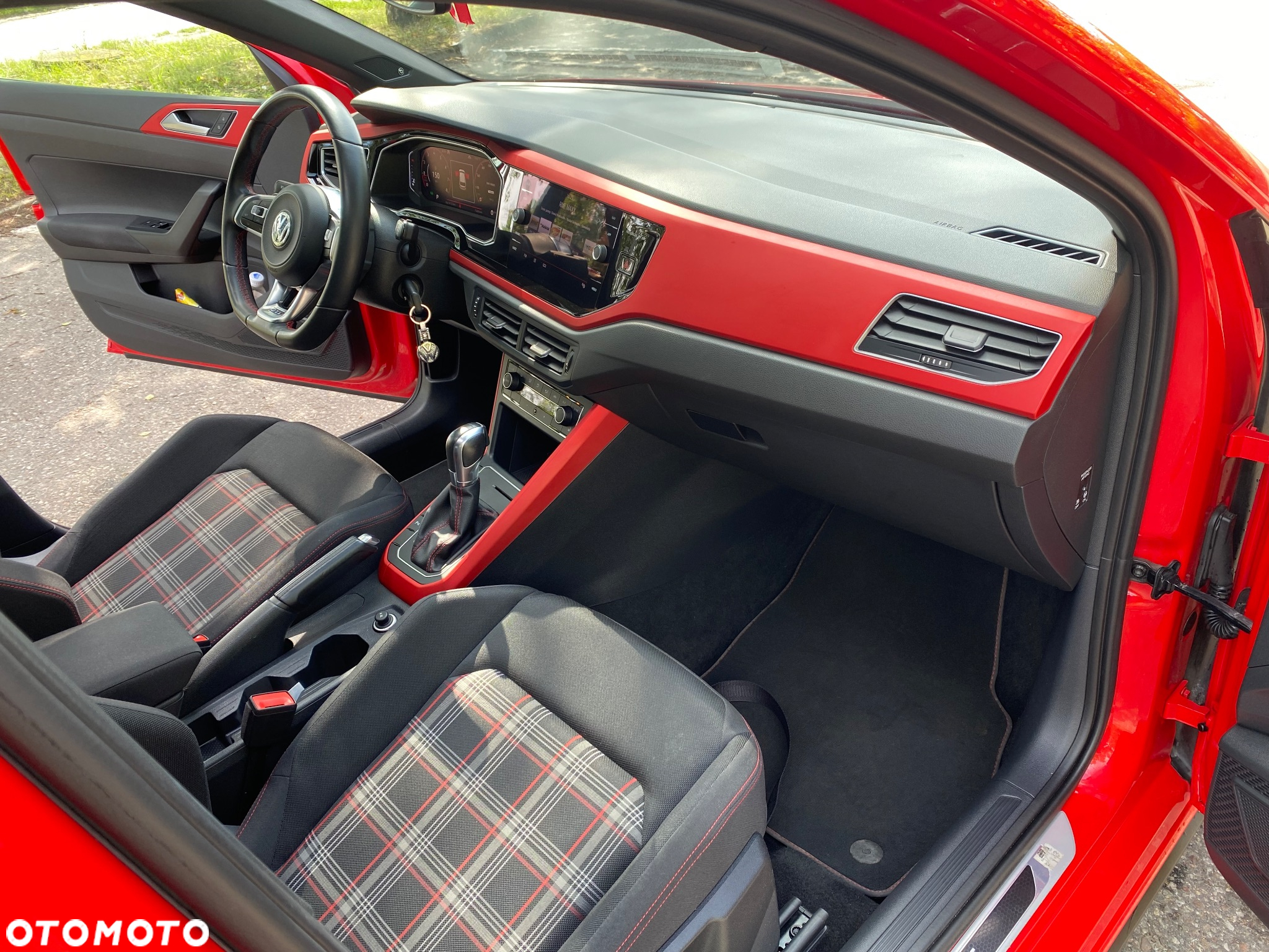 Volkswagen Polo 2.0 TSI GTI DSG - 29