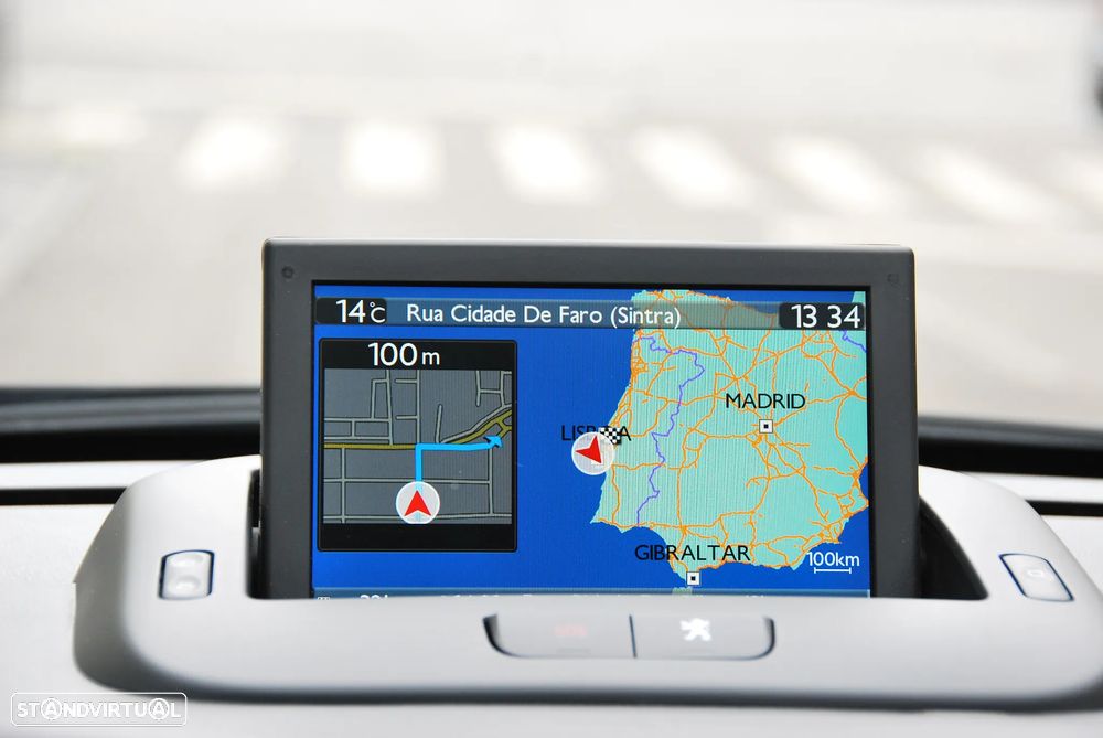 Peugeot 3008 2.0 HDi Hybrid4 - 37