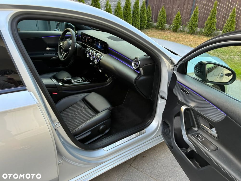 Mercedes-Benz Klasa A 220 d 4-Matic Progressive 8G-DCT - 27