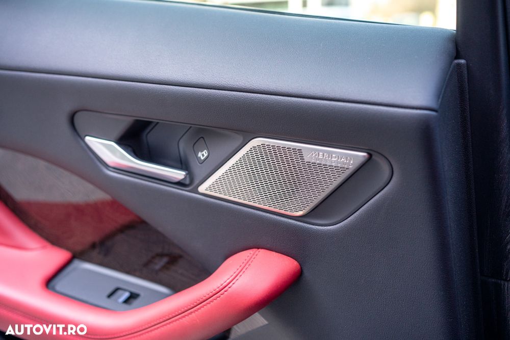 Jaguar I-Pace EV400 AWD HSE - 10