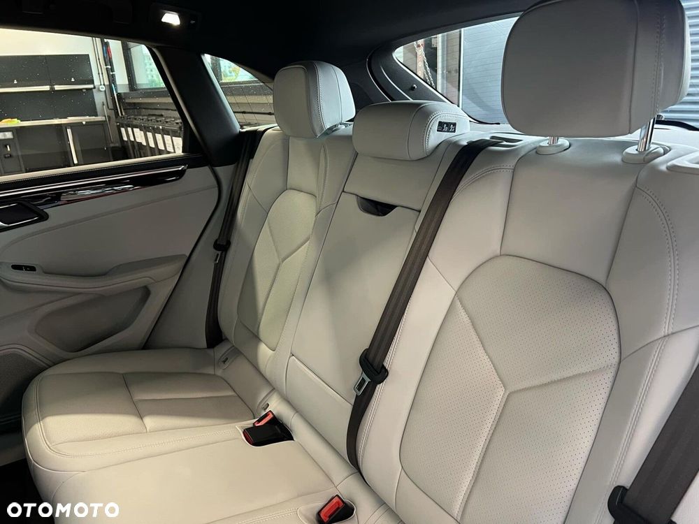 Porsche Macan Standard - 32