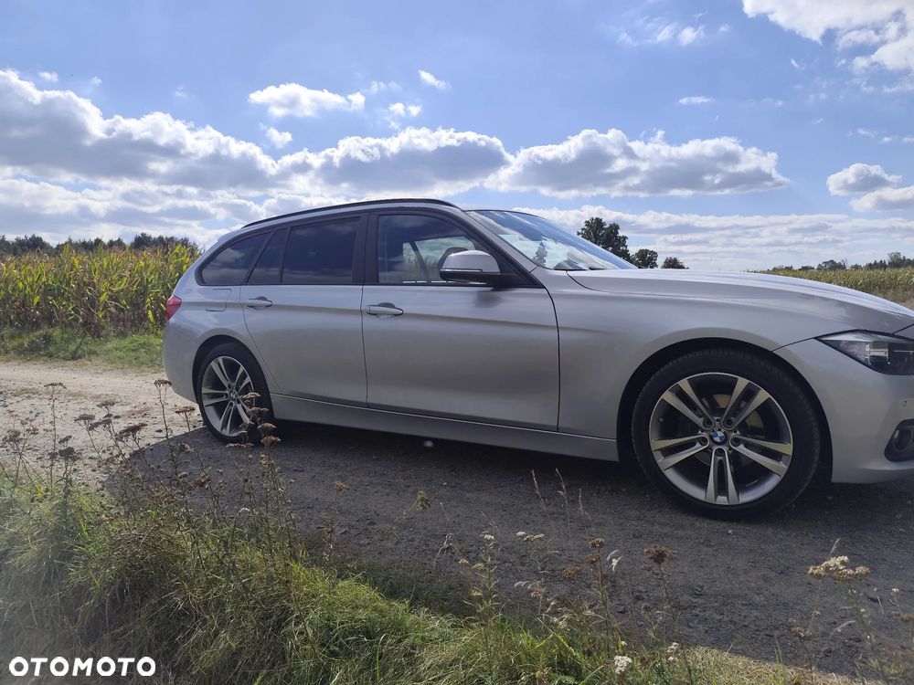 BMW Seria 3 318d - 23