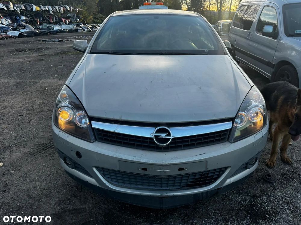 Kolumna McPhersona Lewa Prawa Przód Opel Astra H III 1.7D  GTC 2007r Coupe 3 Drzwi - Gwarancja Wysyłka - 1