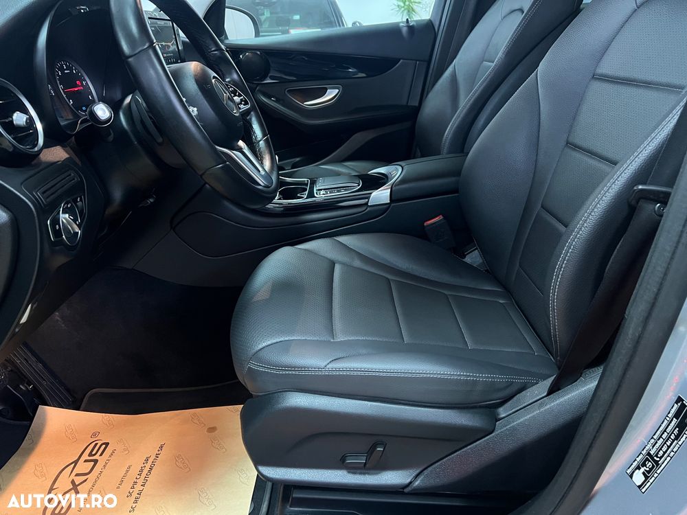 Mercedes-Benz GLC 300 de 4Matic 9G-TRONIC Exclusive - 24