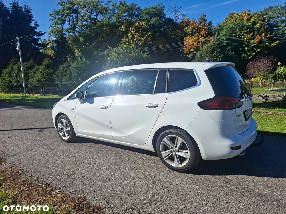 Opel Zafira - 4