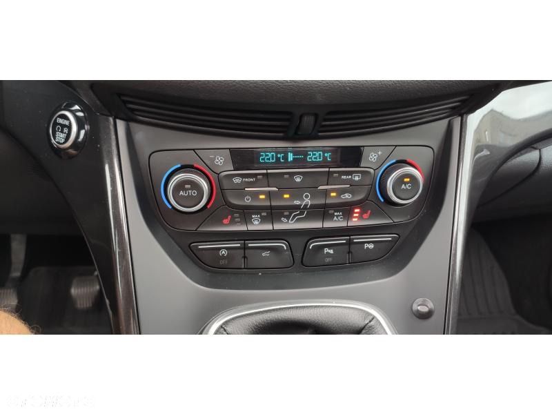 Ford Kuga 2.0 TDCi AWD Titanium - 22